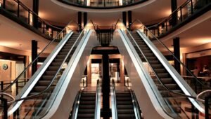 como contactar con el corte ingles